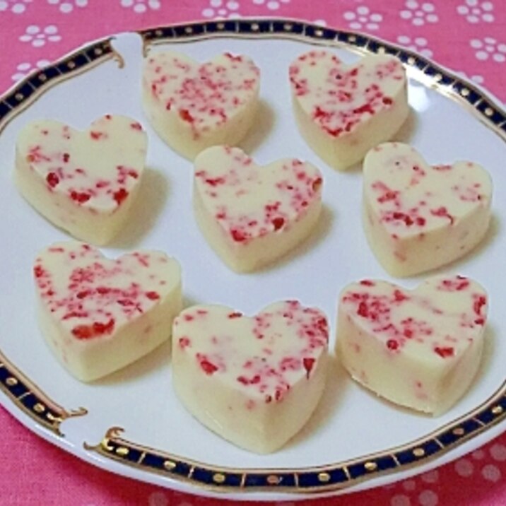 いちごホワイトチョコ レシピ 作り方 By ゆず茶55 楽天レシピ